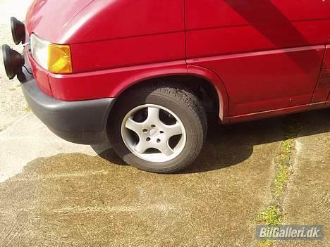 VW Transporter - Her et billede af de 15" ALUTEC alufælge! billede 4