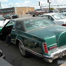 Lincoln Continental Mark V