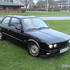 BMW E30 320i coupe...solgt