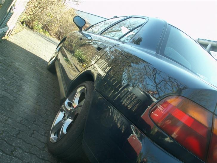 Mitsubishi Carisma billede 1