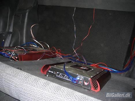 Toyota Corolla E10 - Da den var under opbygning:) billede 11