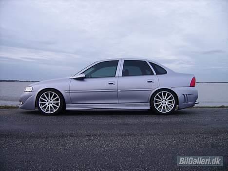 Opel Vectra billede 1