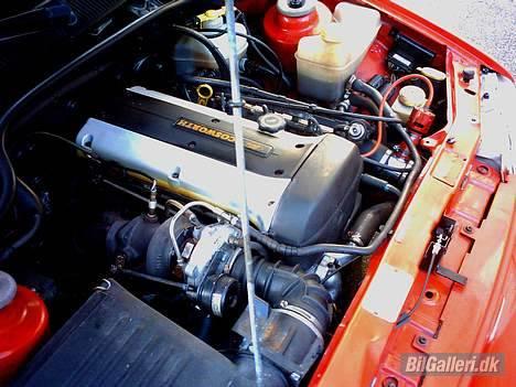 Ford Escort Cosworth - solgt - - Den røde dims til højre for motor er Blow-off ventil fra BAILEY motorsports. billede 8