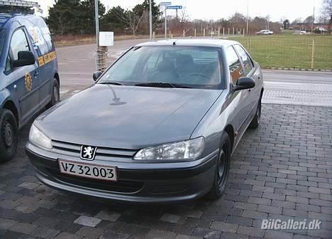 Peugeot 406 1,8 S (solgt) - Således ser hun ud billede 1
