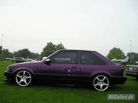 Ford Escort Solgt!! billede 2