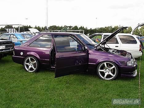 Ford Escort Solgt!! billede 9
