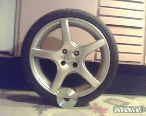 Opel Corsa A 1.6sh *DØD* - Lige et for sjov billede af min 17" fælg. billede 20