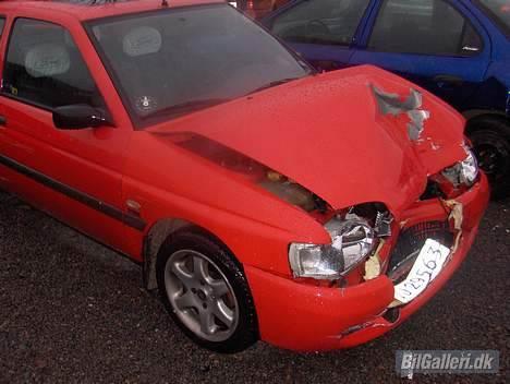 Ford (TOTALSKADET)Escort sport - samme billede 18