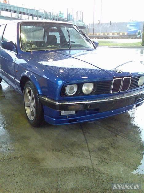 BMW 320i "SOLGT" - Sådan står den nu, den 1/2-2007 billede 3