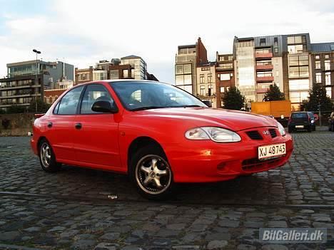 Hyundai ELANTRA 1,6 {SOLGT} - I Belgin billede 5