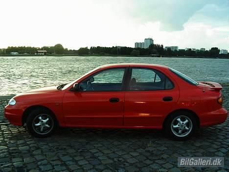 Hyundai ELANTRA 1,6 {SOLGT} - I Belgin billede 8