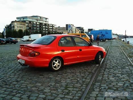 Hyundai ELANTRA 1,6 {SOLGT} - I Belgin billede 10