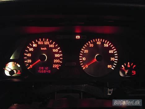 Peugeot 306 =SOLGT= - Nye speedoplader, alufarvet og med rødt lys billede 4