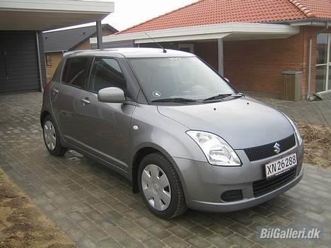 Suzuki swift "solgt" billede 16