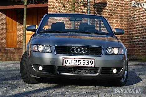 Audi A4 2,4 V6 Cab *Solgt* billede 8