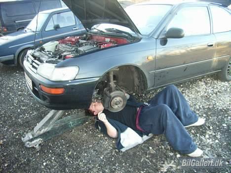 Toyota Corolla (Total skadet) billede 12