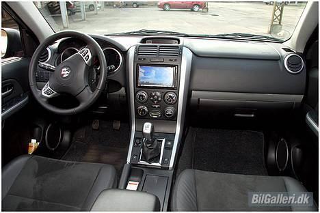 Suzuki Grand vitara -SOLGT- billede 12