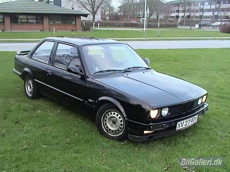 BMW E30 320i coupe...solgt billede 3