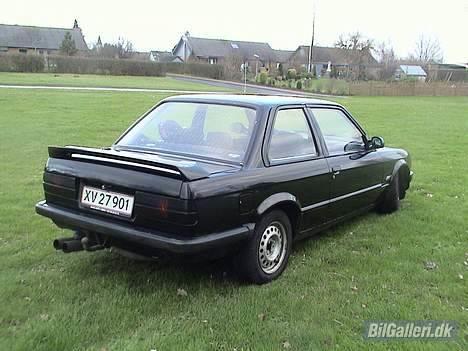 BMW E30 320i coupe...solgt billede 5