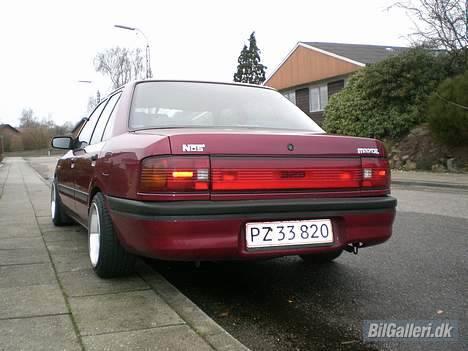 Mazda 323 billede 4