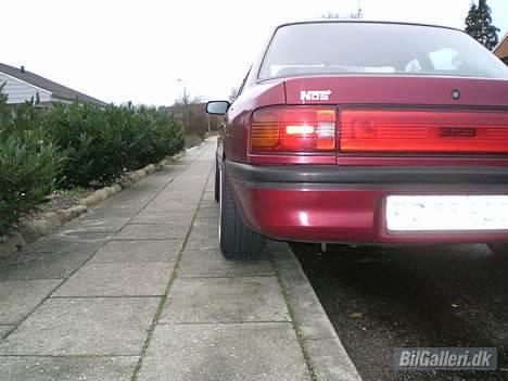 Mazda 323 billede 5