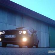 BMW 320i e30 Touring