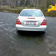 Mercedes Benz E W211