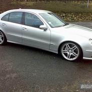 Mercedes Benz E W211