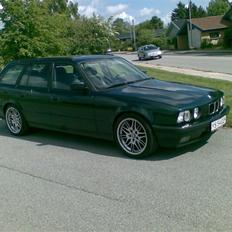 BMW 525i 24v Touring *Solgt*