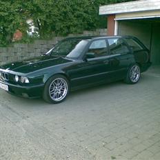 BMW 525i 24v Touring *Solgt*