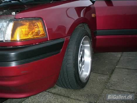 Mazda 323 billede 8