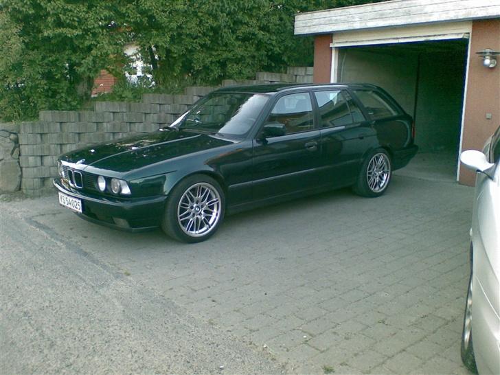 BMW 525i 24v Touring *Solgt* billede 2