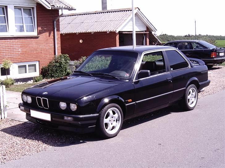 BMW E30 320i - 2,3i SOLGT - 09-06-2007 billede 2