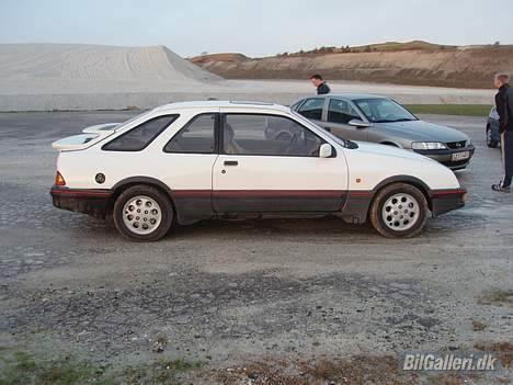 Ford Sierra xr4i  Solgt billede 4