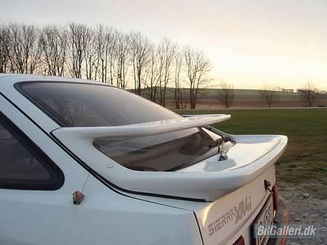 Ford Sierra xr4i  Solgt billede 15