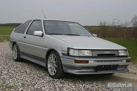 Toyota Corolla GT Coupé (AE86) billede 4