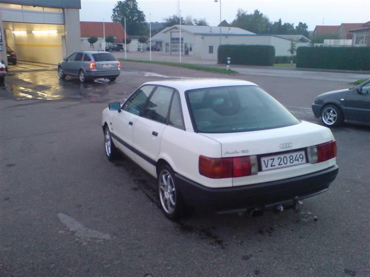 Audi 80 - solgt billede 2
