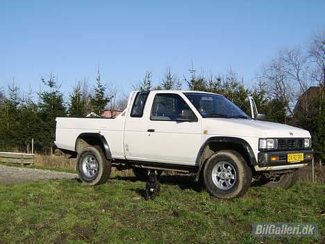 Nissan KING cab 4x4 TIL SALG billede 1