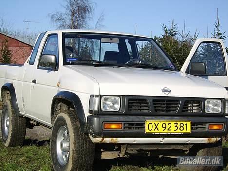 Nissan KING cab 4x4 TIL SALG billede 3