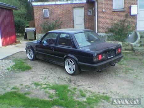 BMW 320I SOLGT billede 9