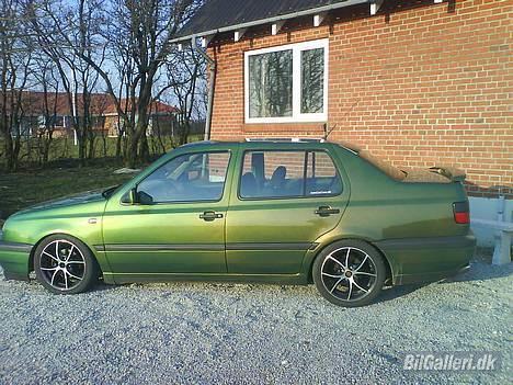 VW Vento  (solgt) billede 1