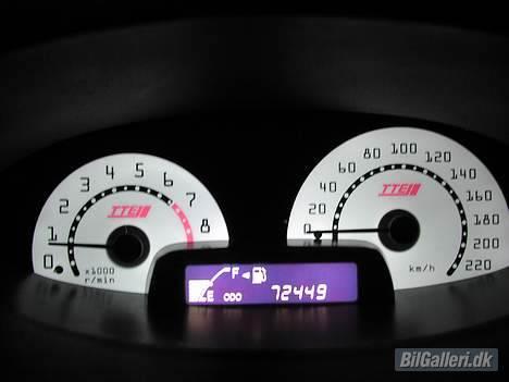 Toyota Yaris T Sport  SOLGT - TTE instrumenter er ikke standard  billede 8