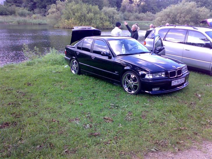 BMW 318 i E 36 *PIMP*Solgt billede 2