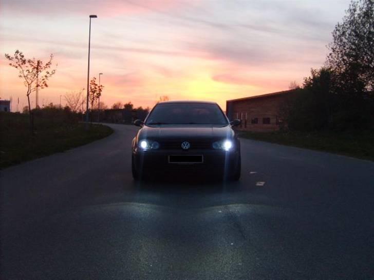 VW Golf 4  - 8oook i Kørelys. billede 1