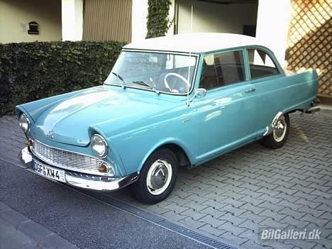 Auto Union DKW Junior - vi hælder mellem 3 farver til bilen.. Blå, Grøn eller gul, alle skal have hvidt tag..!! billede 10