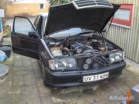 Mercedes Benz 190 E 2,3 16v Solgt. billede 1