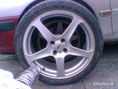 Peugeot 406 billede 12