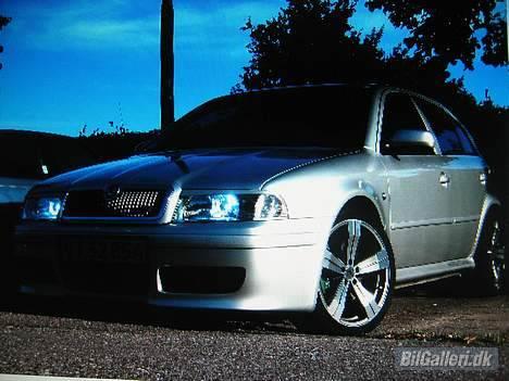 Skoda OCTAVIA RS TFSI - det erså bilen jeg havde før. den er nu til salg i bilbassen billede 8