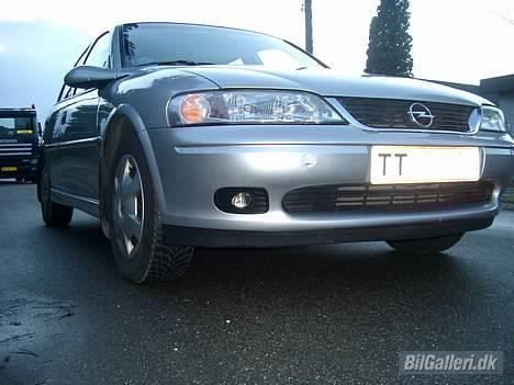 Opel vectra 1,8 elegance billede 2