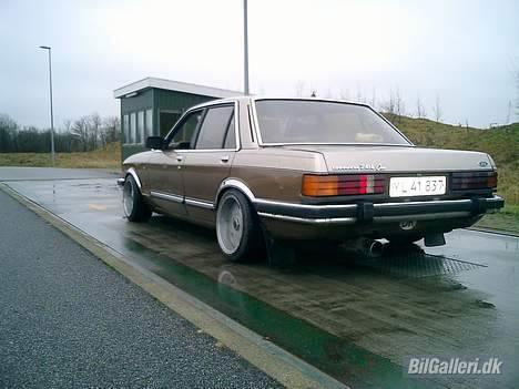 Ford granada ghia 2.8 solgt - med de nye fælg billede 16